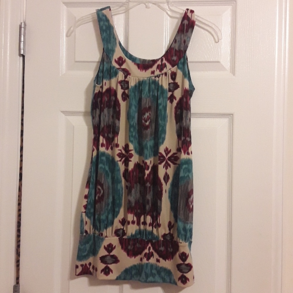 Sleeveless Rampage Top Size Small